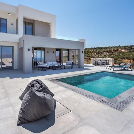 Luxurious Villa Cretan Aura With Private Heated Pool, Jacuzzi And Playroom Agios Ioannis (Gramvousa) Exterior foto
